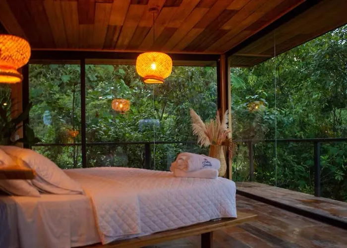 Suite Alpayaku, Suite Boutique Privada Con Desayuno Incluido, Cedro Amazon Lodge