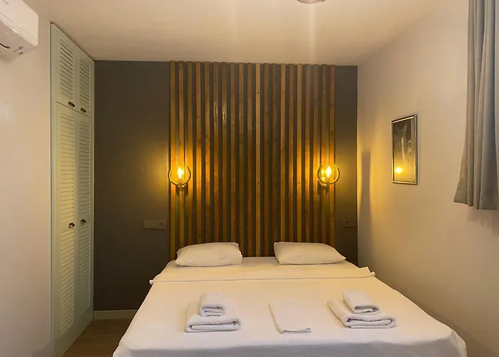 Elyada Otel Ve Bag Evi 8 Yas Uestue