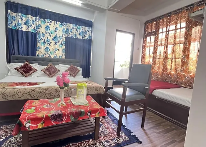 The Oasis Holiday Home & Restaurant
