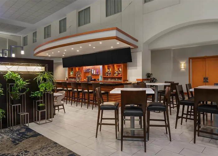 Embassy Suites Boston At Logan Airport