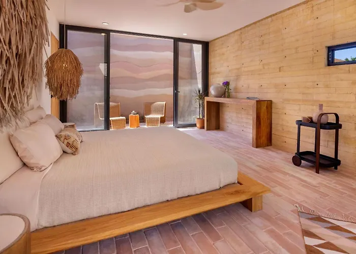WAMA Boutique Hotel