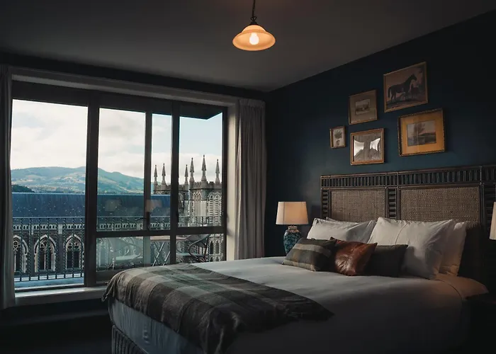 Dunedin House- Boutique Hotel