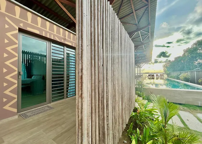 Pergola House