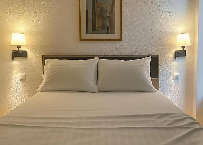 Hotel De La Poste Martigny - City Center