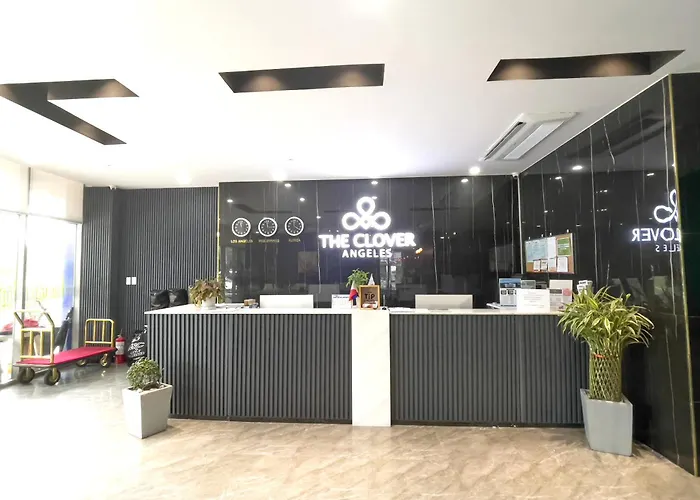 The Clover Hotel Angeles City Managed By Cocotel