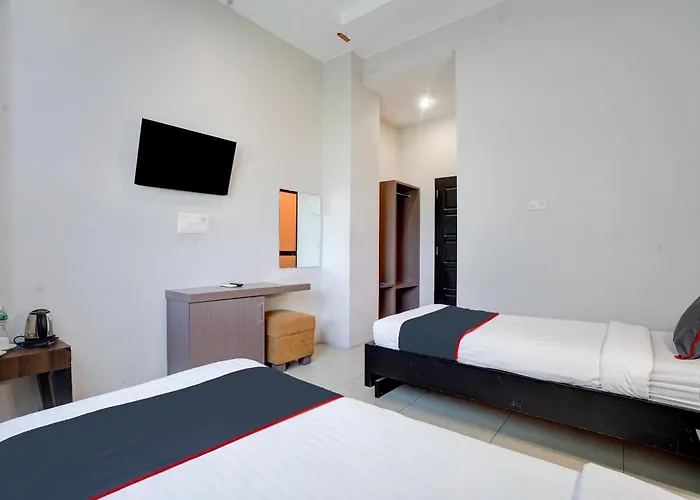 Townhouse Oak Padang Near Rth Imam Bonjol