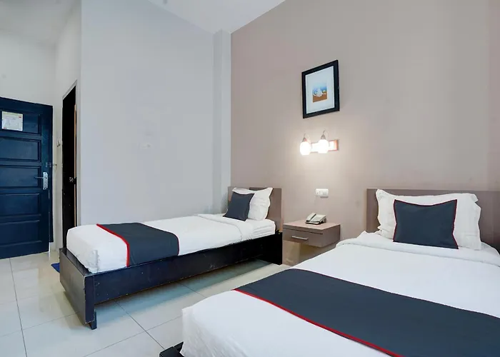 Townhouse Oak Padang Near Rth Imam Bonjol