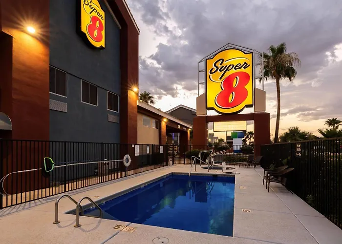 Super 8 By Wyndham Marana/Tucson Area