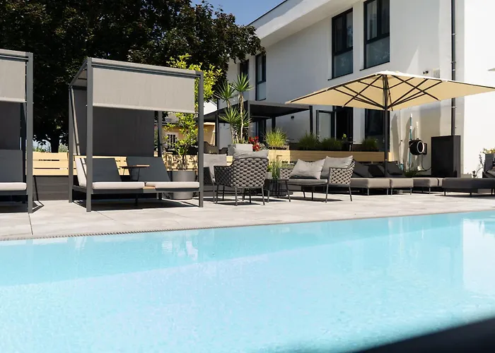 Kracher Hotel Doppelzimmer - Fuer Maximal 4 Personen Inklusive Pool