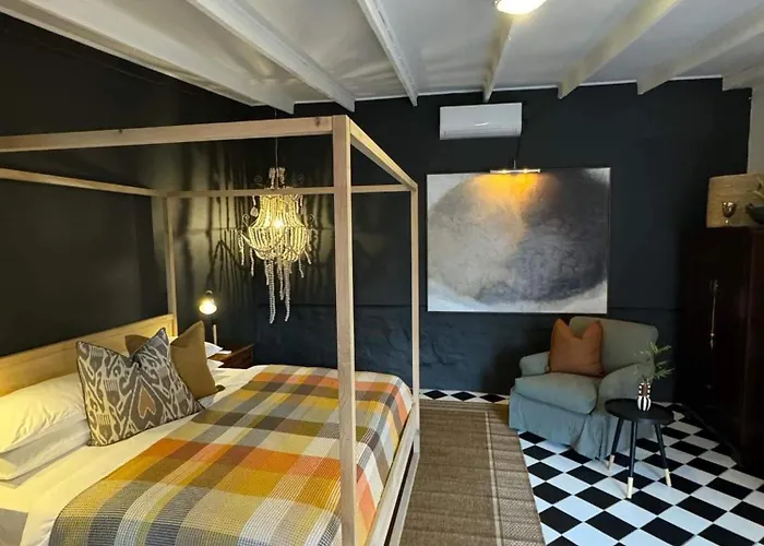 The Hanover Luxury Hotel