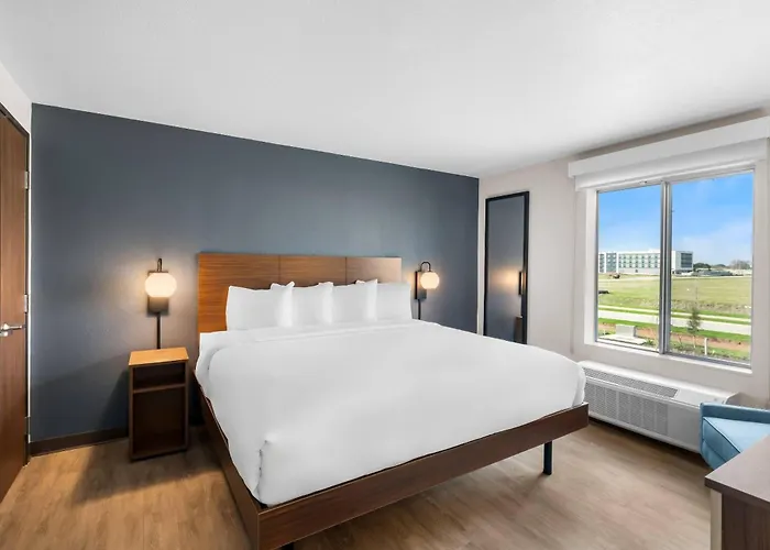 Everhome Suites Bastrop By Choice Hotels