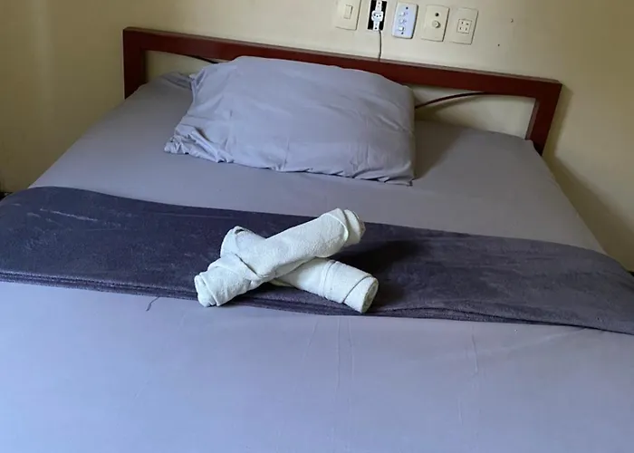 Quarto Econômico no Centro para 2 Pessoas