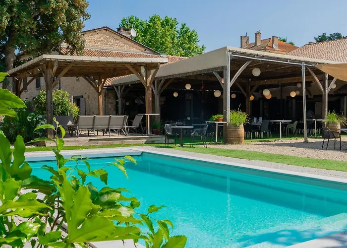 Logis Hotel Restaurant Saint Romain