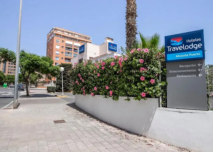 Travelodge Alicante Puerto