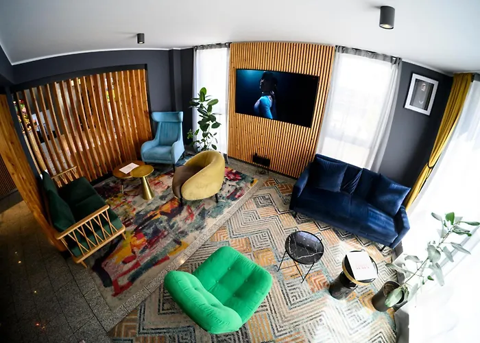 Nikii City Hotel