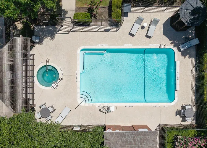 Holiday Inn Express Hotel & Suites Dallas - Grand Prairie I-20 By Ihg