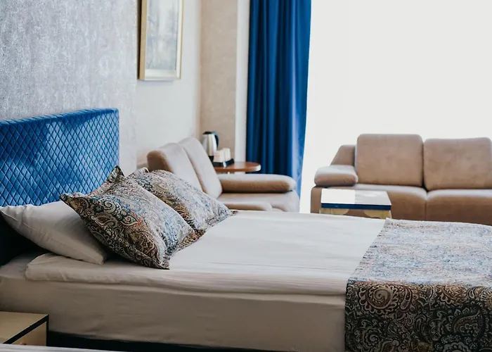 Grand Karot Hotel