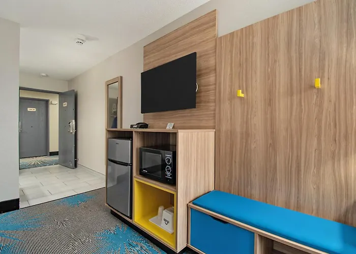 Days Inn & Suites By Wyndham Mt Pleasant