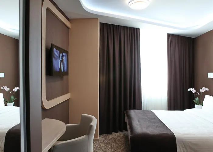 Garni Hotel Aveny