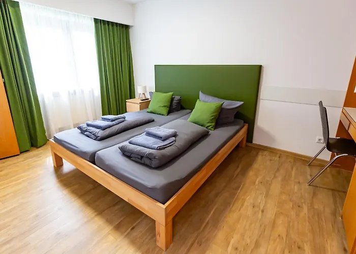 Euro Inn - Hostel