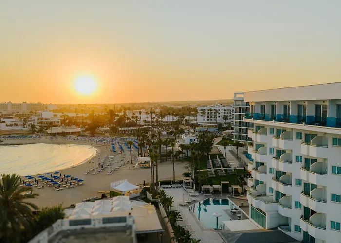 Tasia Maris Sands (Adults Only)