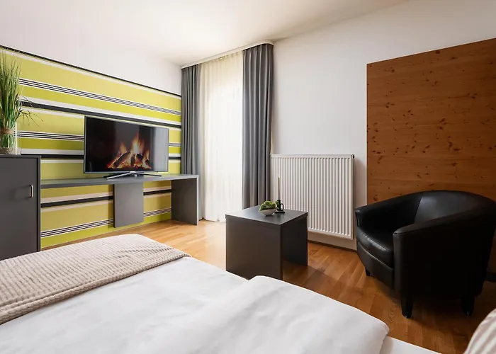 Hotel Campuszwei Komfortable Doppelzimmer & Apartments Mit Kueche Zentral In Ludwigsburg Ideal Fuer Business & Langzeitaufenthalte 24H Check In Kinder Bis 14 Jahre Uebernachten Kostenlos