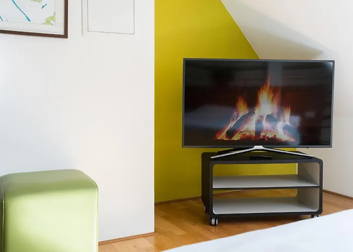 Hotel Campuszwei Komfortable Doppelzimmer & Apartments Mit Kueche Zentral In Ludwigsburg Ideal Fuer Business & Langzeitaufenthalte 24H Check In Kinder Bis 14 Jahre Uebernachten Kostenlos