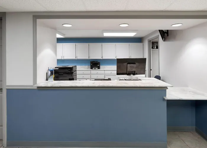 Days Inn By Wyndham Mountain Home