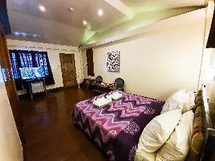 Cocoloco Beach Resort