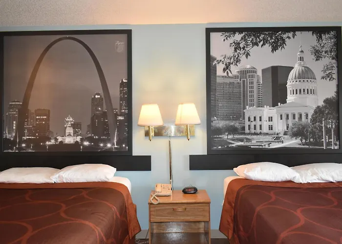 Super 8 By Wyndham Carthage