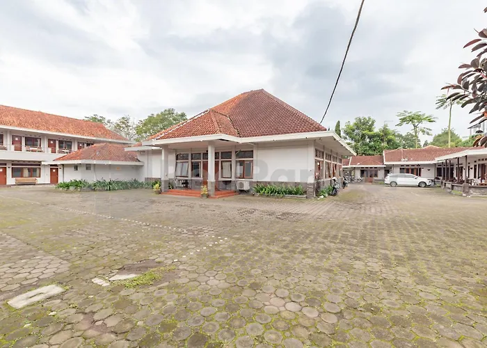 Yehezkiel Hotel Lembang Mitra Reddoorz