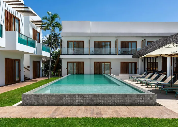 Mikiki Lifestyle Hotel (Adults Only)