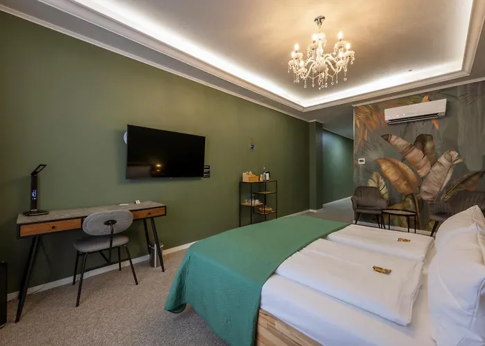 Hotel Residenz Luxury - Outletcity - Parken - Klima - 24H Check-In