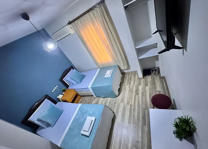 Tan Otel
