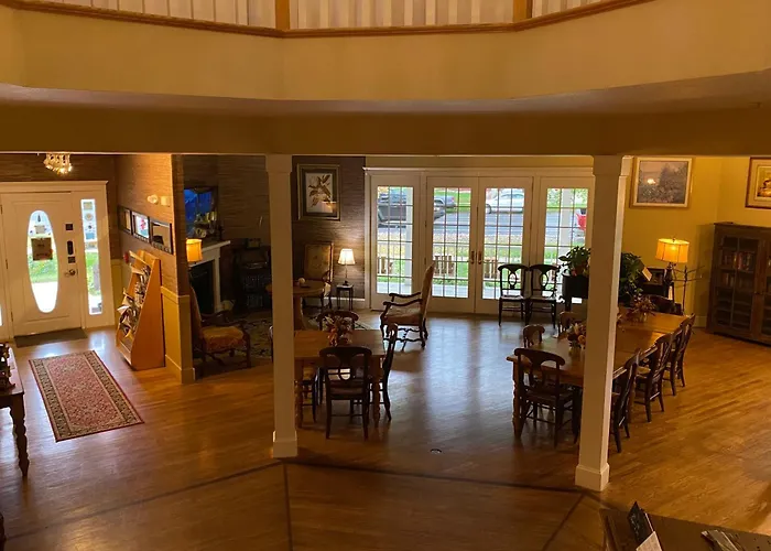 The Currier Inn
