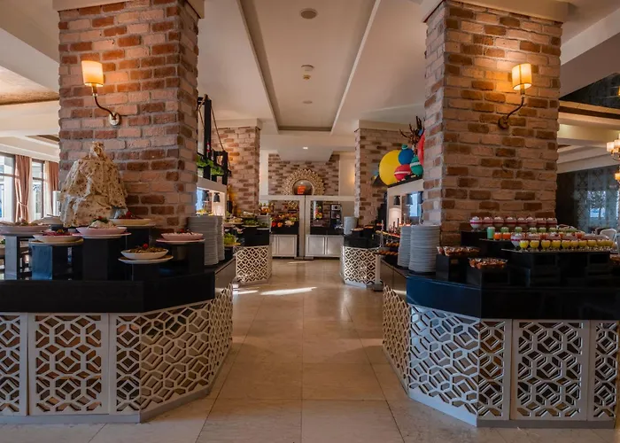 Vuni Palace Hotel & Casino & Spa