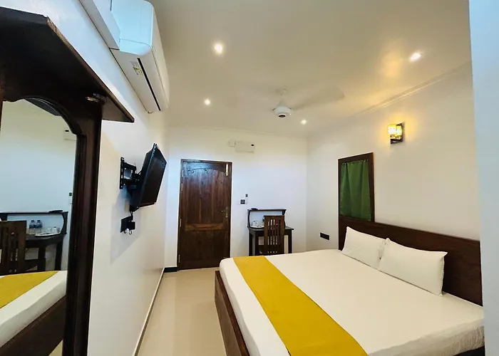 Jaffna City Palace Hotel