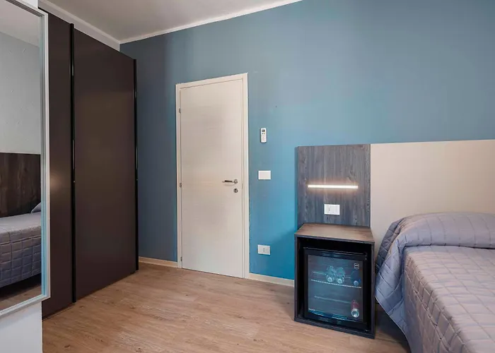Urban Hotel