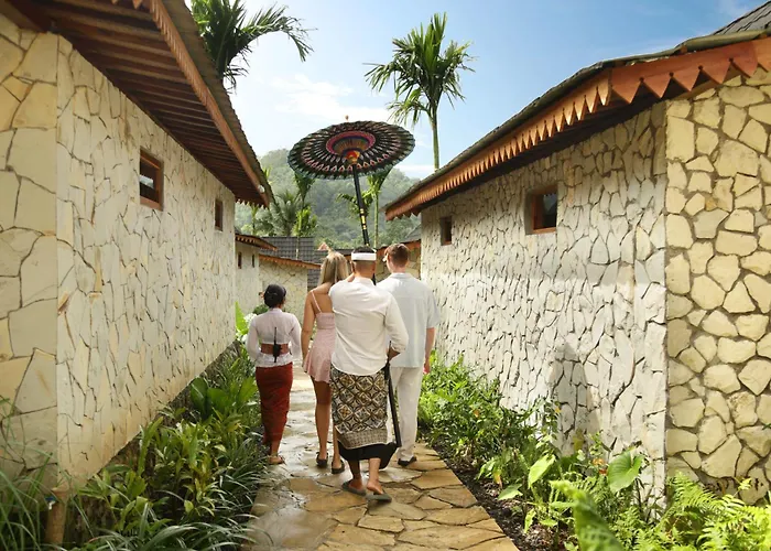 Devani Resort Sidemen