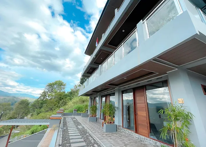 Toba Crest Vue By Helocus
