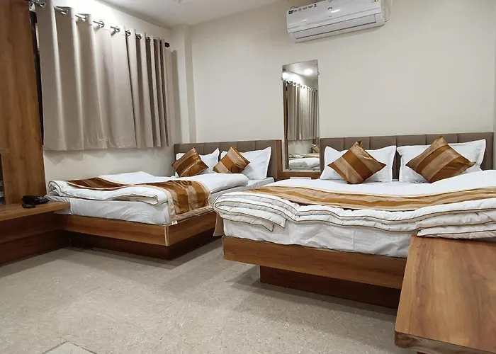 Shri Shyamraj Hotel Ujjain
