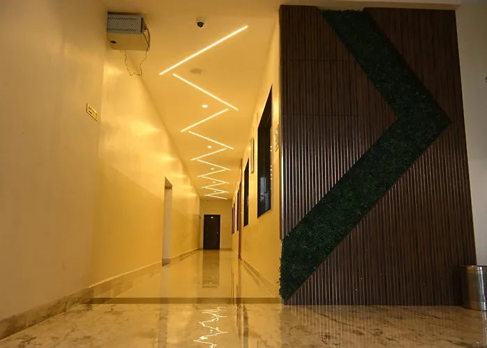 Hotel Rajmahal Boarding And Lodging
