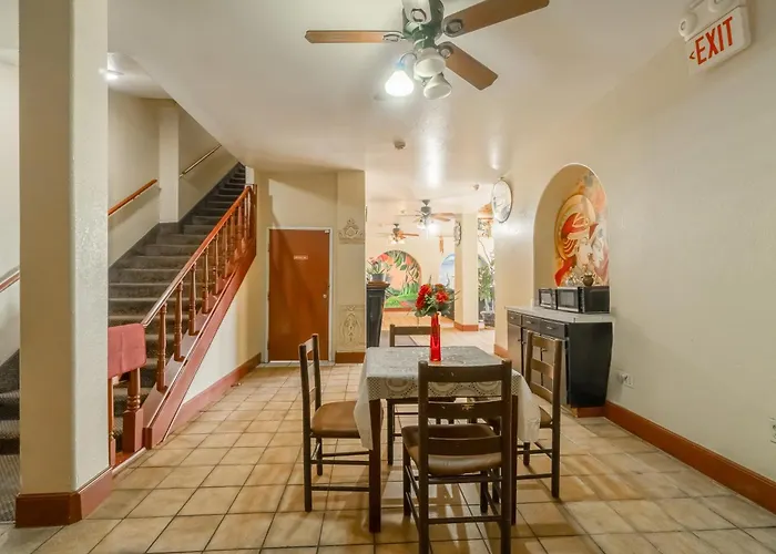 Hotel O Colonial Inn Brownsville Tx