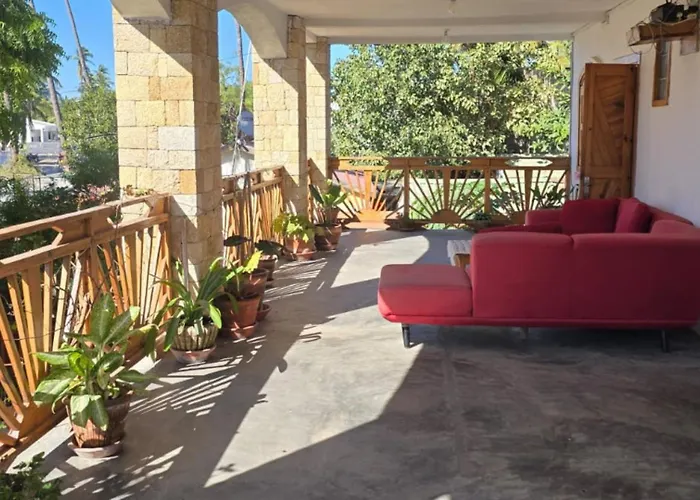Oasis Kemba Hôtel-Restaurant-Bar