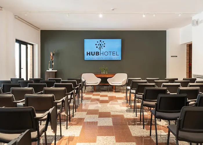 Hub Hotel