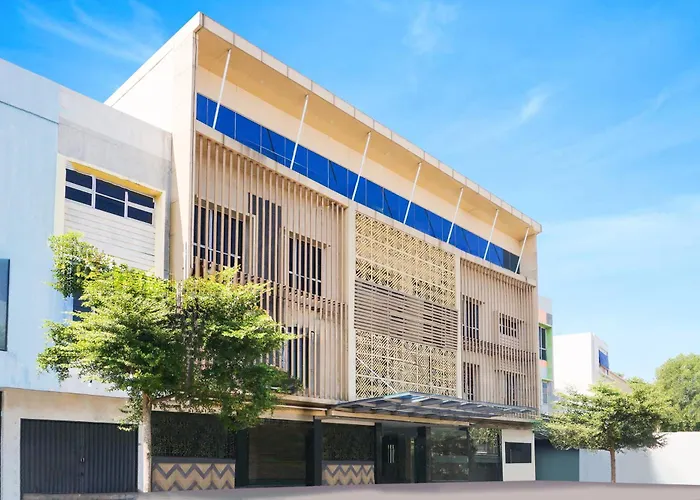 Townhouse Oak Palembang Near Palembang Golf Club Formerly Kr Hotel