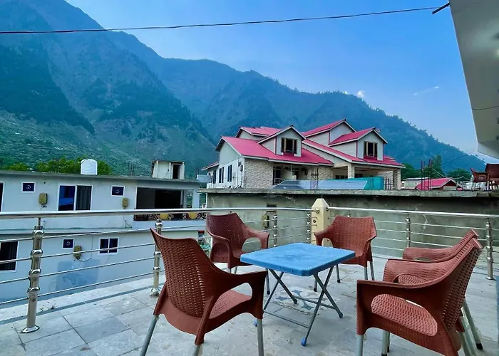 Dream Palace Naran