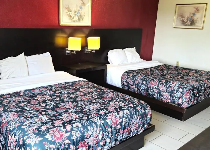 River Valley Inn And Suites
