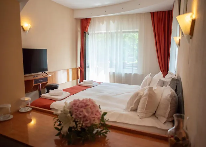 Hotel Marami