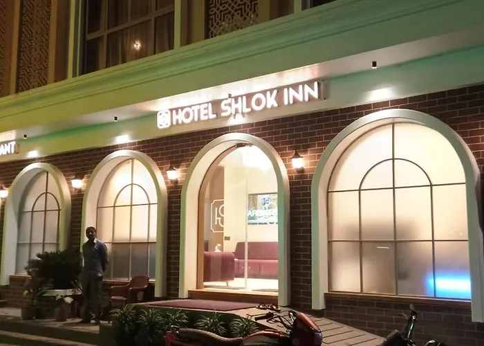 Hotel Shlok Inn